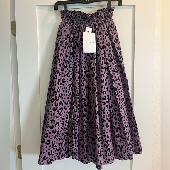 BURU Smocked Waist MIDI Skirt in Purple Cheetah, NWT - Picture 4 of 6